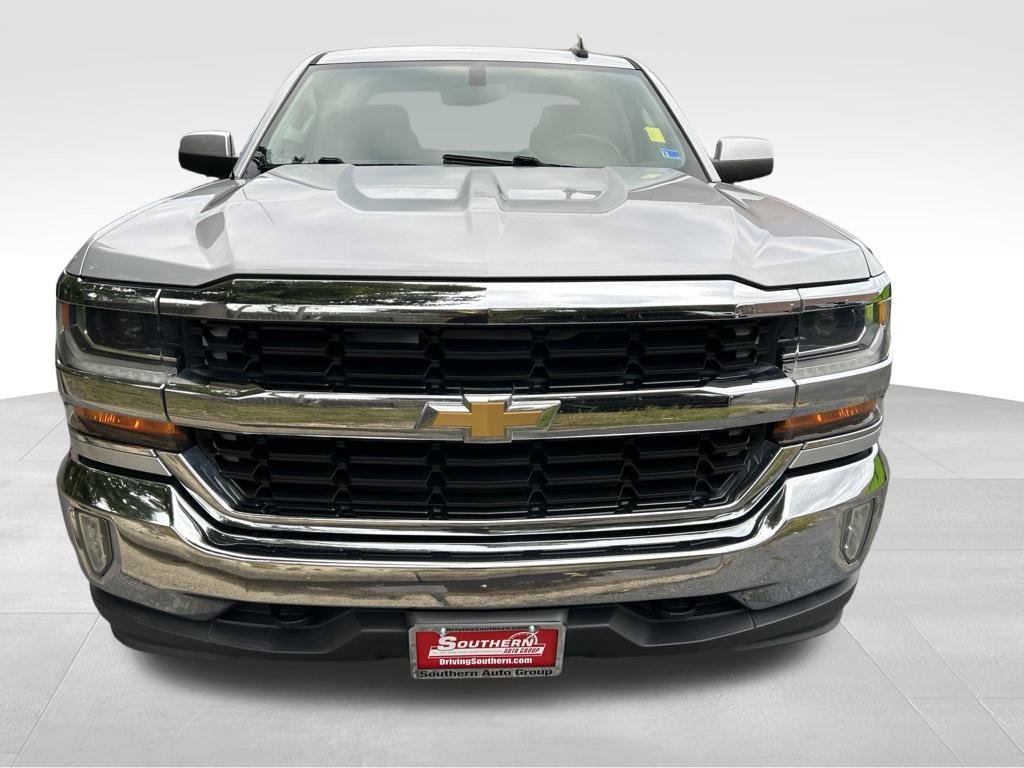 Used 2017 Chevrolet Silverado 1500 LT w/ All Star Edition AWD/4WD image 10