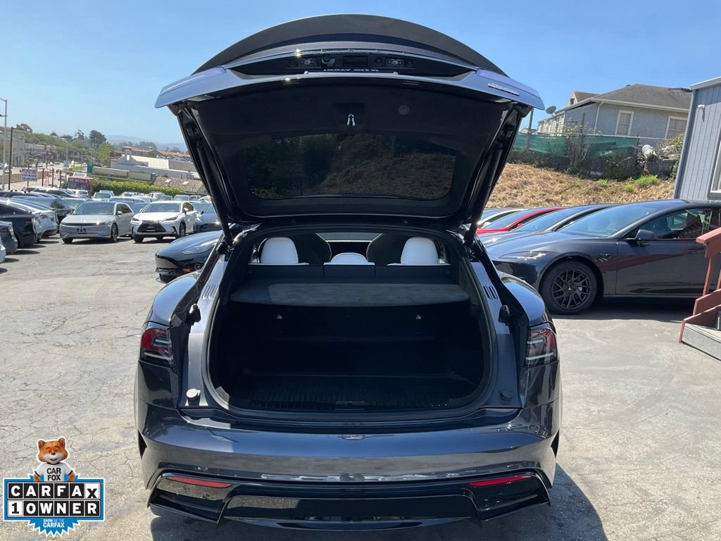 Used 2026 Tesla Model S Plaid AWD/4WD image 10