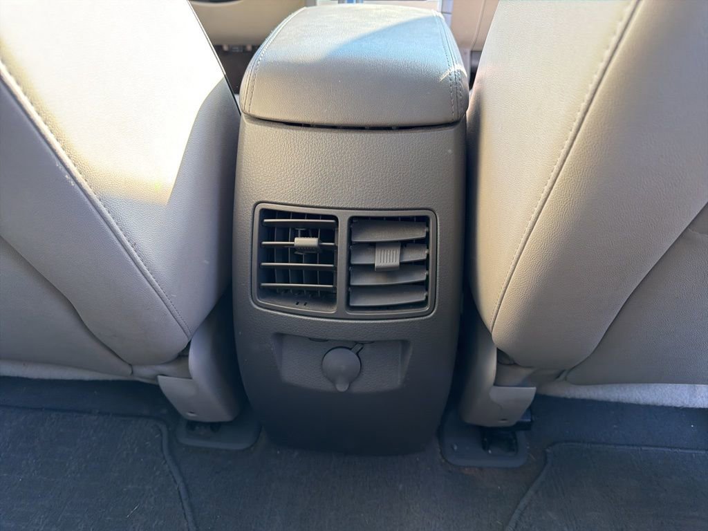 Used 2009 Lincoln MKX AWD image 22