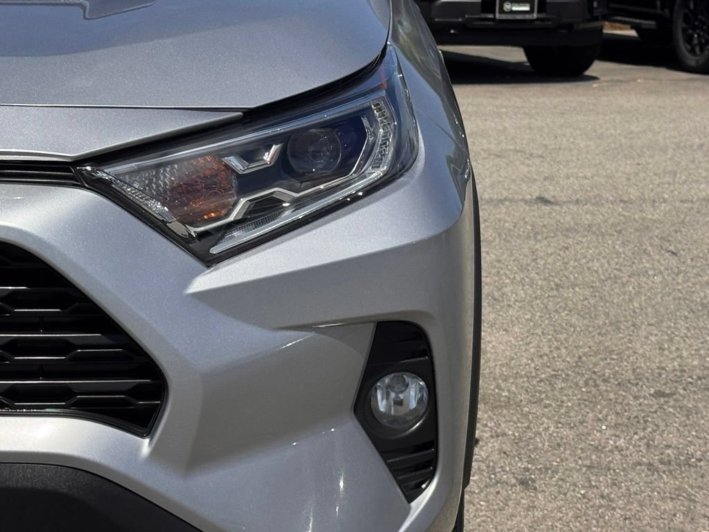 Used 2021 Toyota RAV4 XLE Premium AWD/4WD image 8