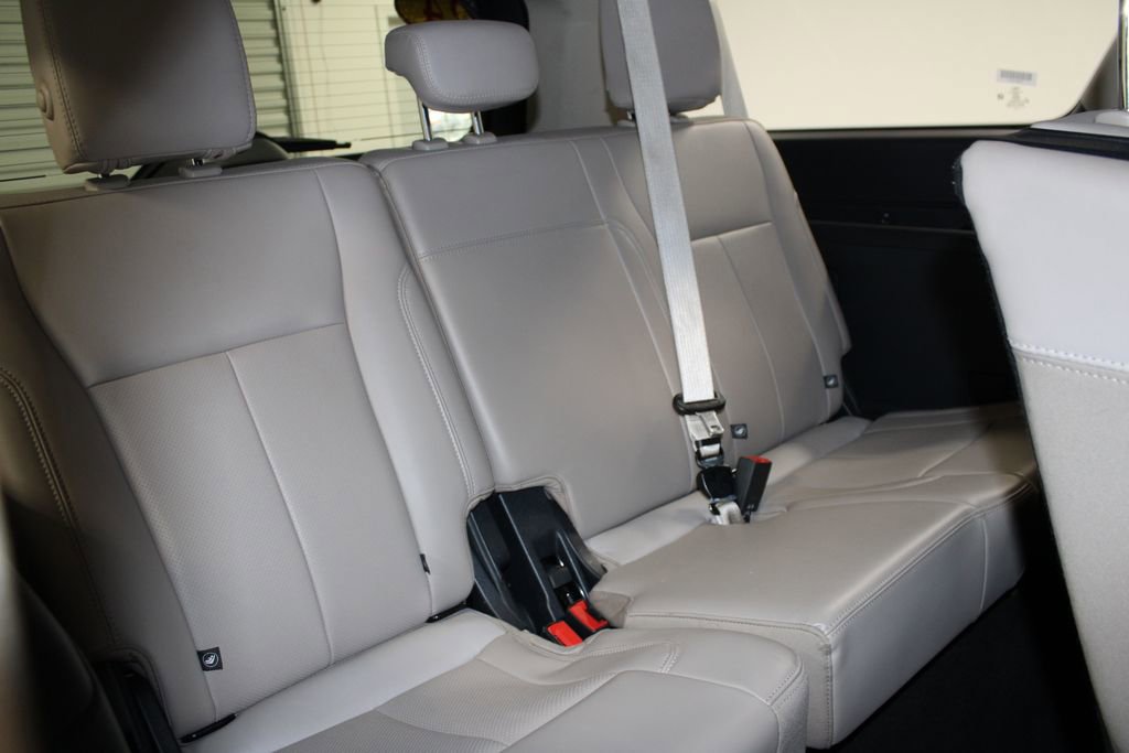 Used 2024 Ford Expedition Max XLT image 36