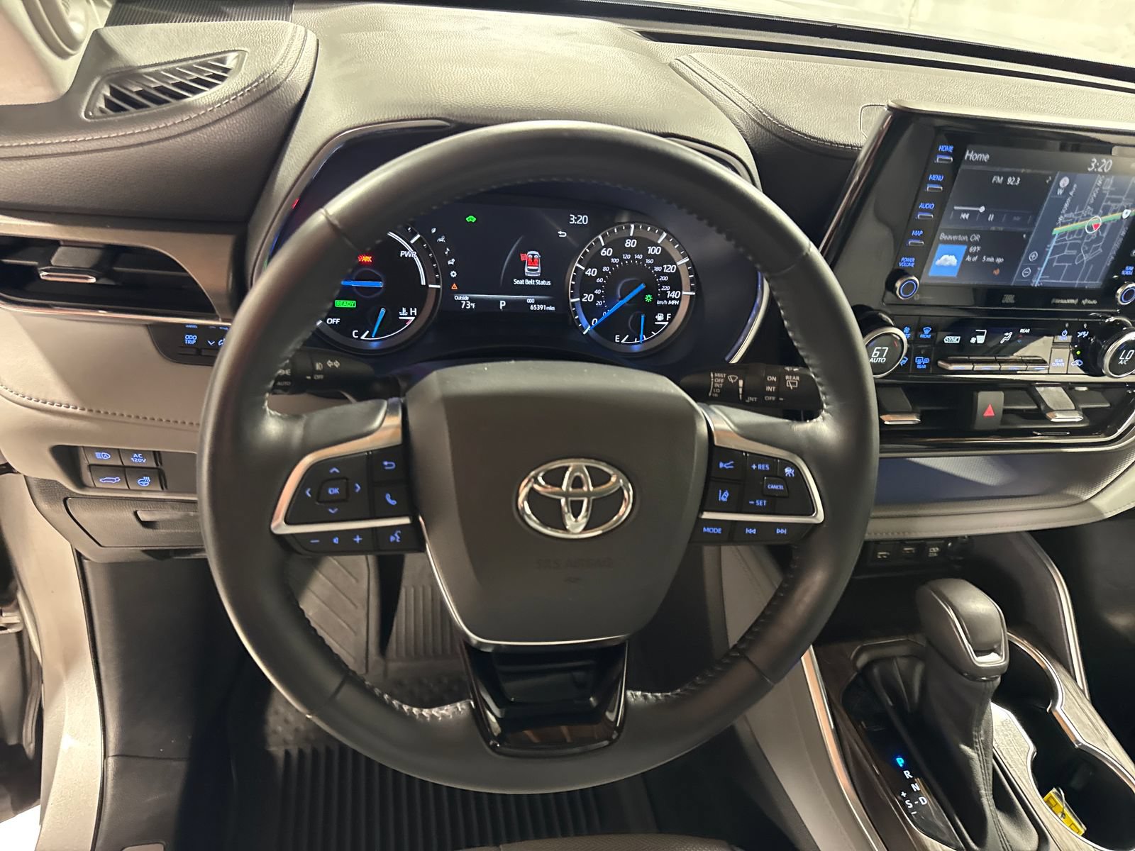 Used 2021 Toyota Highlander Limited AWD/4WD image 19