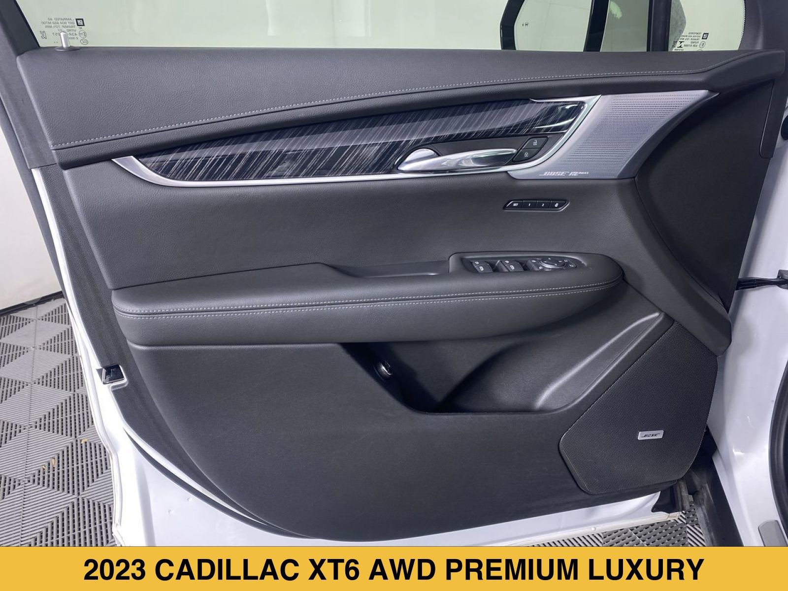 Certified 2023 Cadillac XT6 Premium Luxury w/ Technology Package AWD/4WD image 13