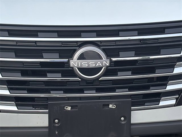 Used 2024 Nissan Rogue SV image 9