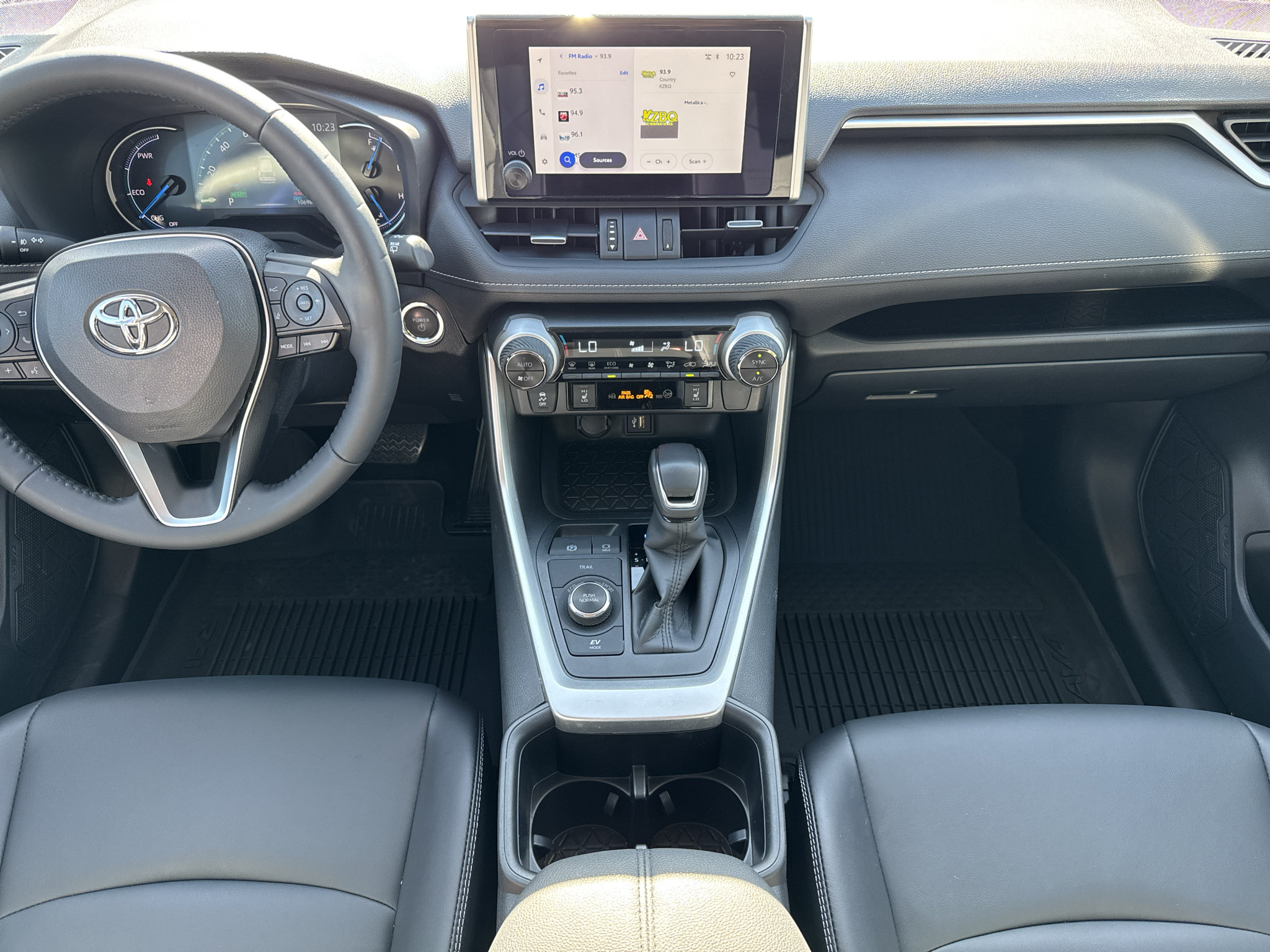 Certified 2025 Toyota RAV4 XLE Premium w/ Weather Package AWD/4WD image 13