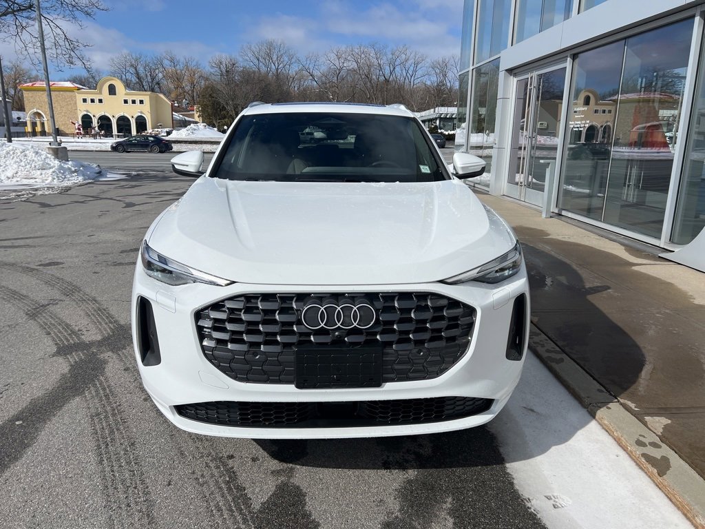 Certified 2025 Audi Q5 Premium w/ Convenience Package image 55