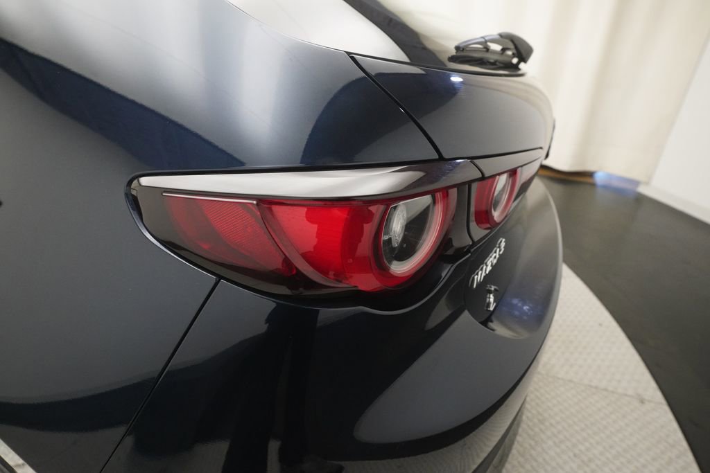 Used 2024 MAZDA MAZDA3 s image 32