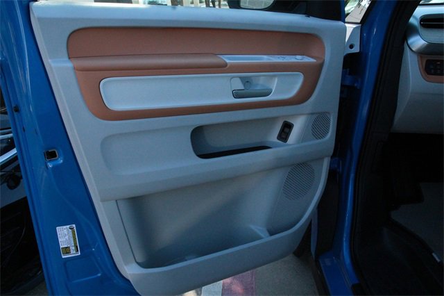 New 2025 Volkswagen ID. Buzz Pro S Plus image 11