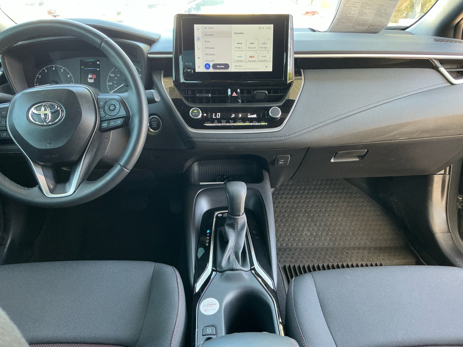 Used 2025 Toyota Corolla SE FWD image 19