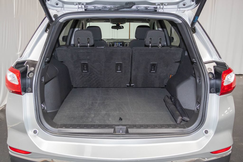 Used 2019 Chevrolet Equinox LT FWD image 12
