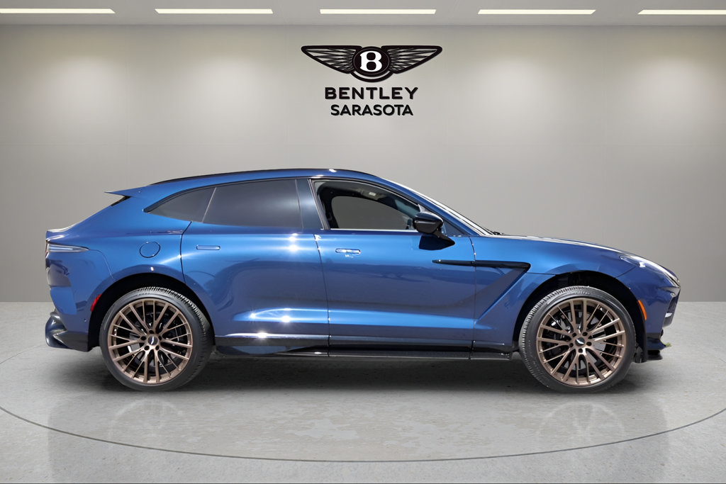 Used 2025 Aston Martin DBX 707 AWD/4WD image 6