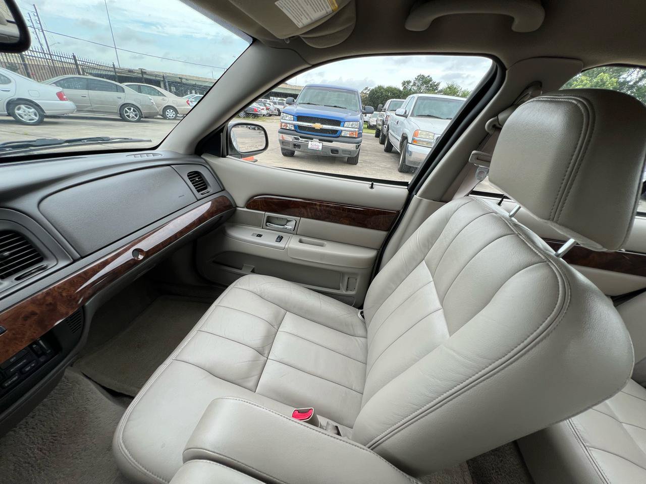 Used 2009 Mercury Grand Marquis LS RWD image 65