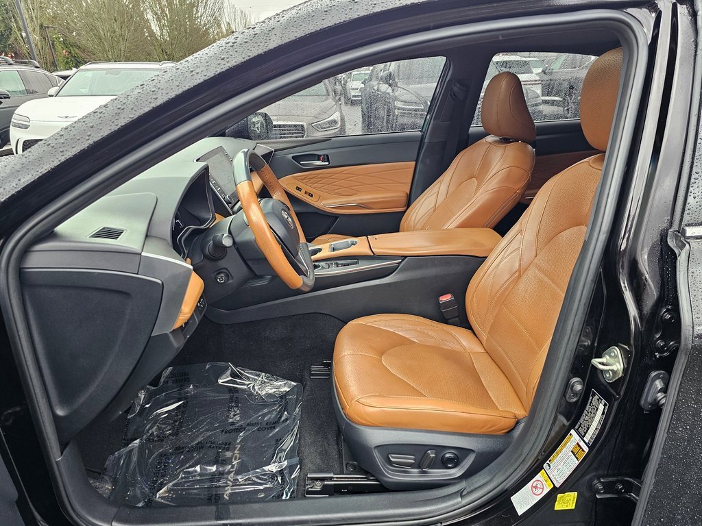 Used 2019 Toyota Avalon Limited w/ Preferred Accessory Package image 21