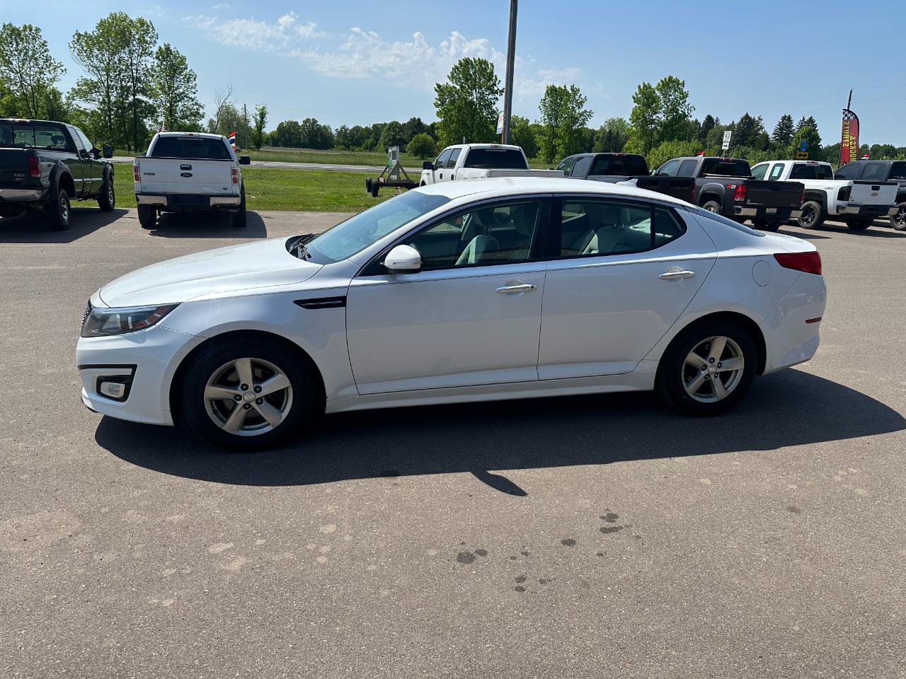 Used 2014 Kia Optima LX FWD image 8