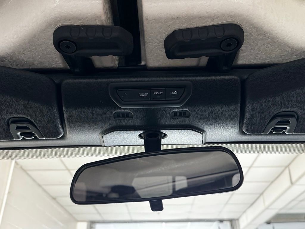 Certified 2022 Jeep Gladiator Willys image 21