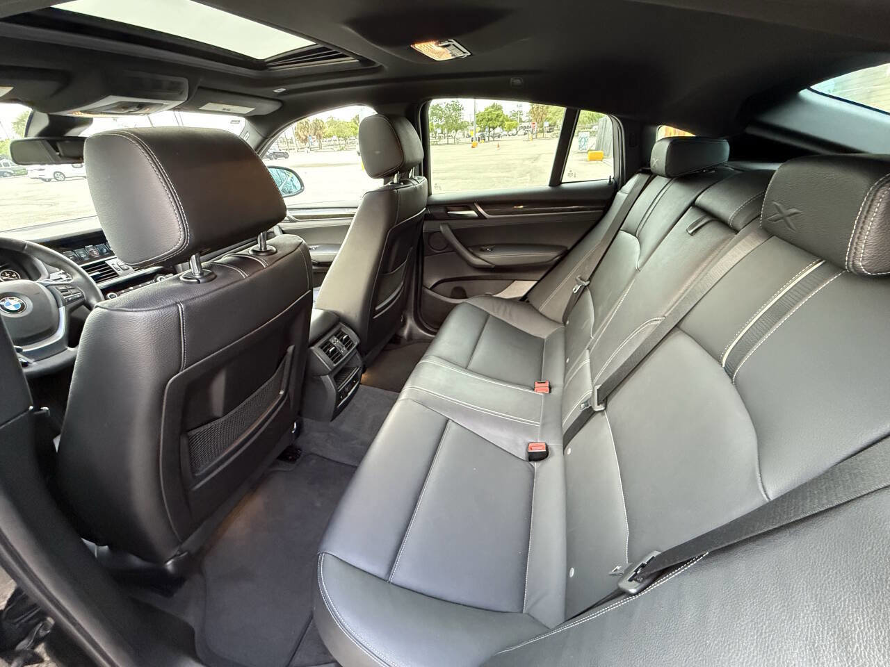 Used 2018 BMW X4 xDrive28i image 10