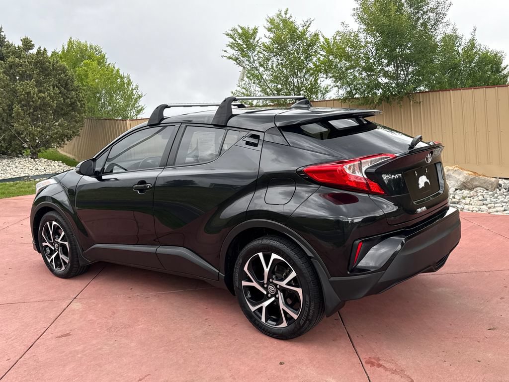 Used 2018 Toyota C-HR XLE FWD image 6