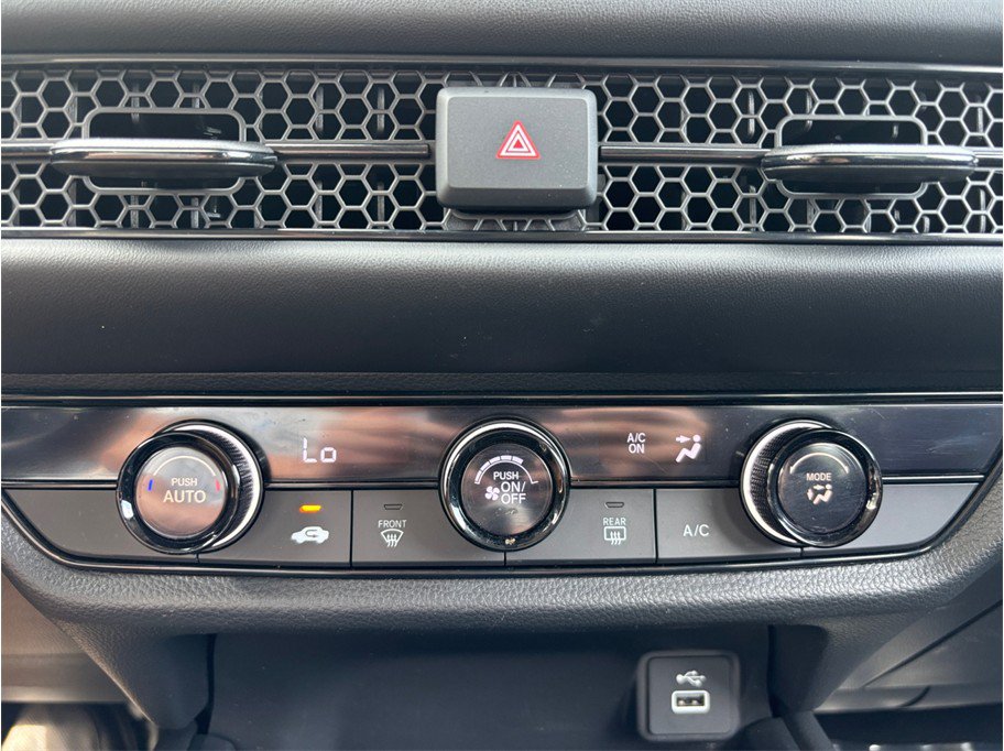 Used 2023 Honda HR-V LX image 23