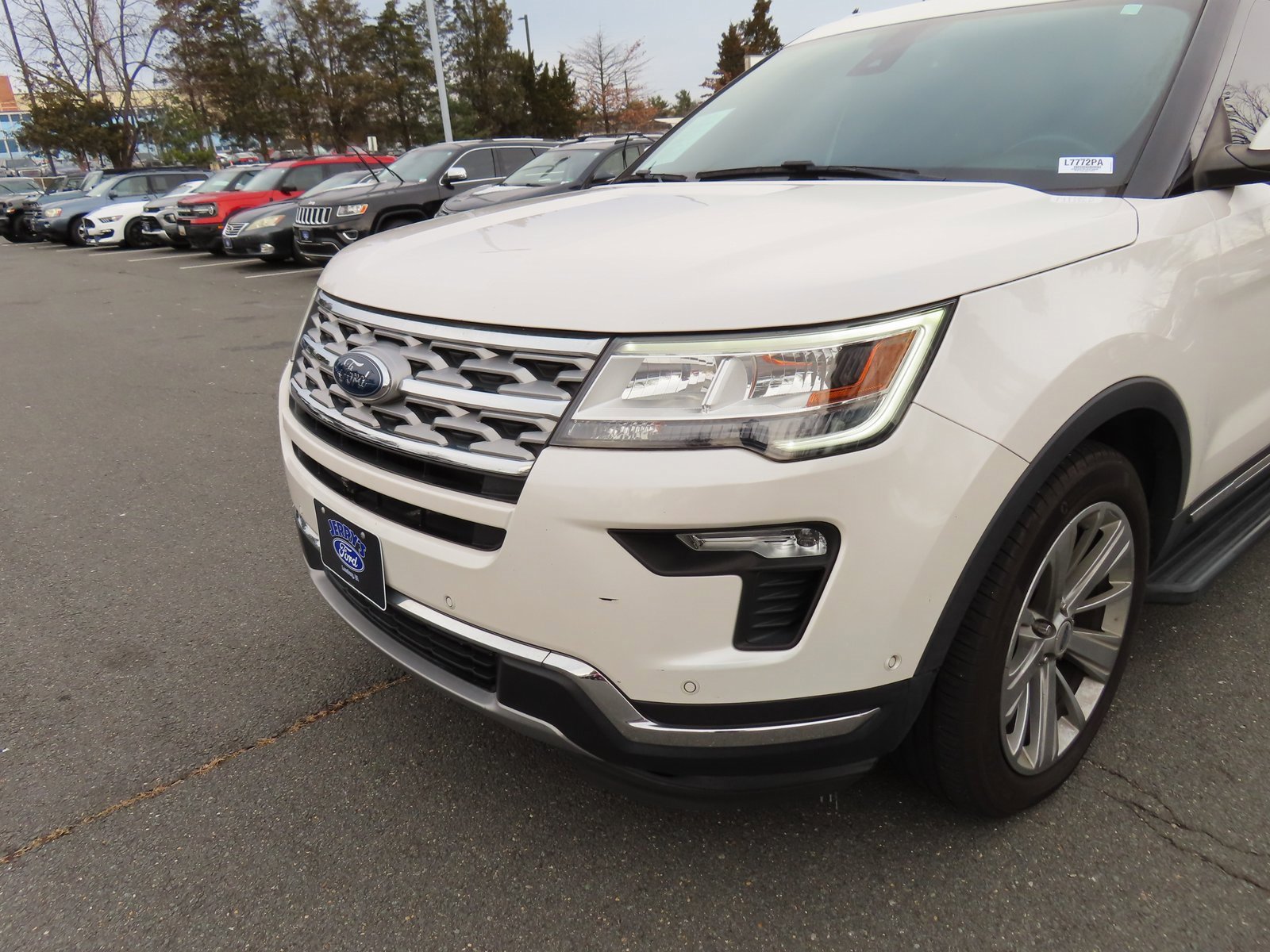 Used 2018 Ford Explorer Limited w/ Equipment Group 301A image 9