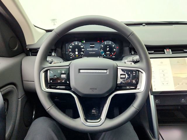 Certified 2025 Land Rover Discovery Sport S image 25
