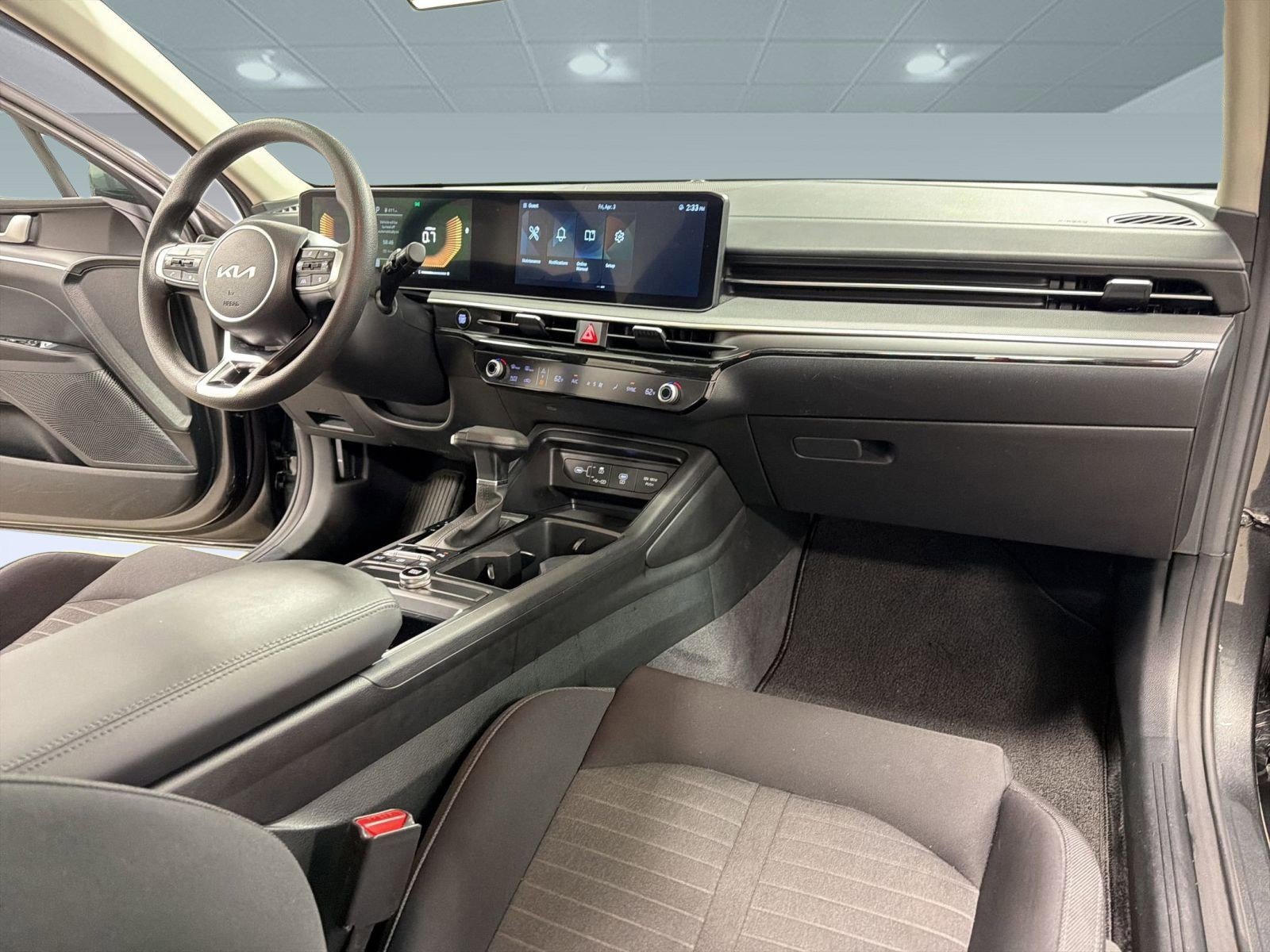 Used 2025 Kia K5 LXS image 29