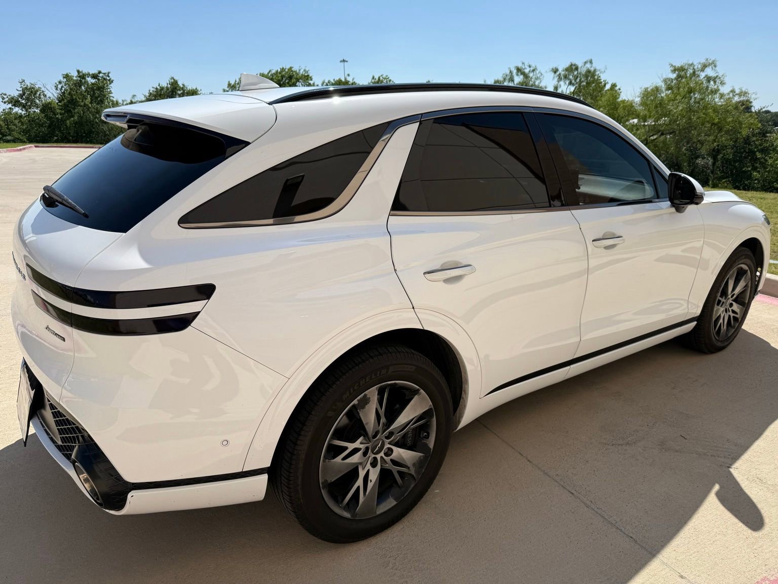 Used 2023 Genesis GV70 3.5T Sport w/ Sport Advanced Package AWD/4WD image 4