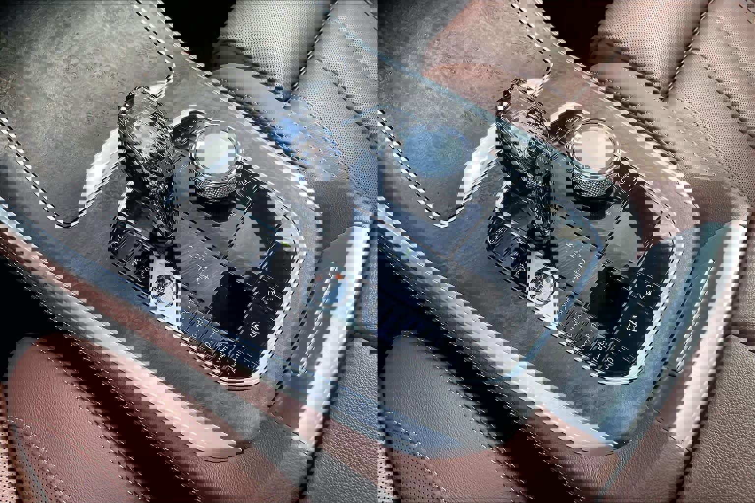 Used 2019 BMW X5 xDrive40i w/ Luxury Seating Package image 16