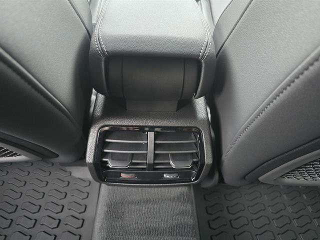 Used 2025 Audi Q3 2.0T Premium w/ Convenience Package image 18
