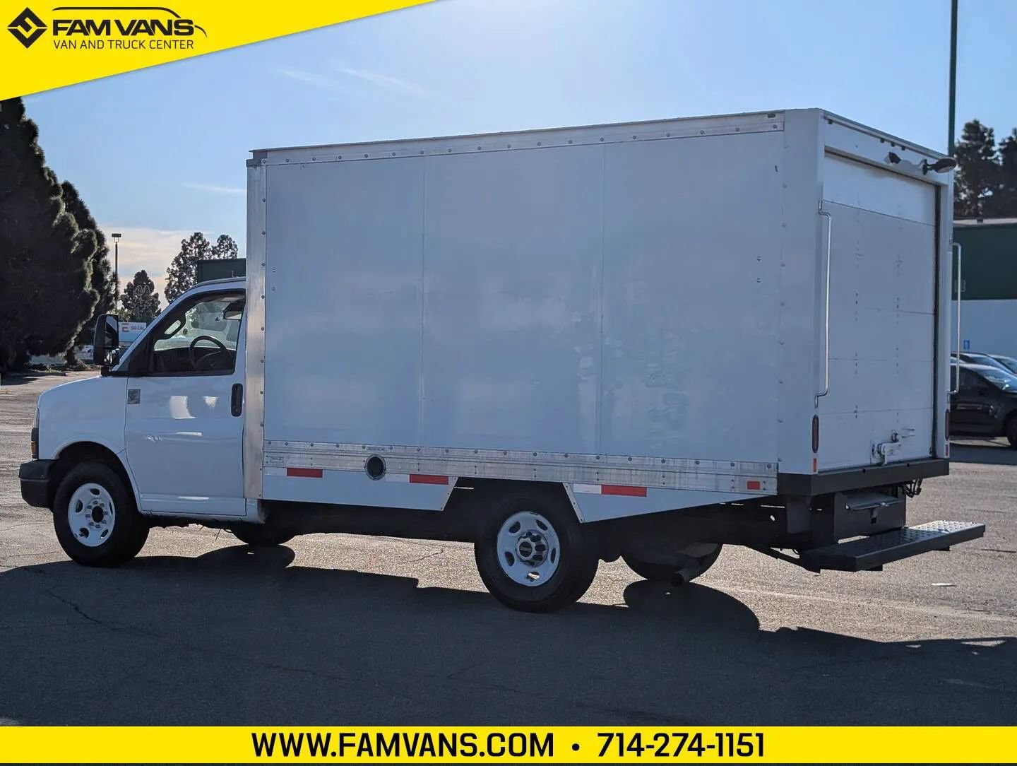 Used 2019 GMC Savana 3500 w/ Power Convenience Package RWD image 5