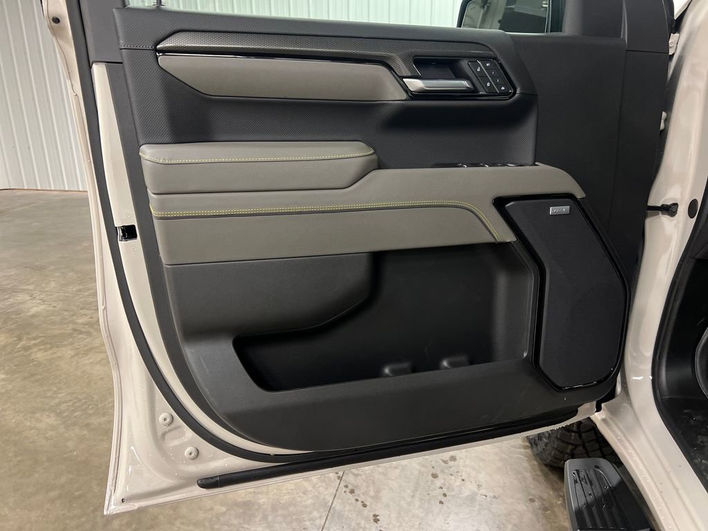 New 2026 Chevrolet Silverado 1500 ZR2 w/ Dark Appearance Package AWD/4WD image 14