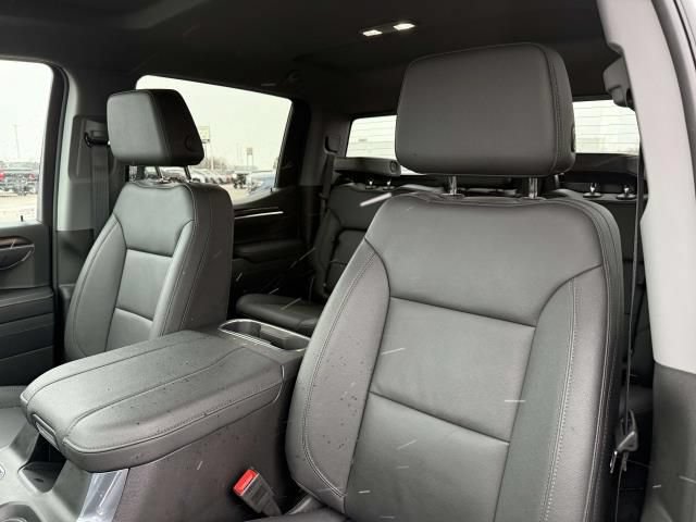 Used 2025 Chevrolet Silverado 1500 LT Trail Boss w/ Convenience Package II AWD/4WD image 14