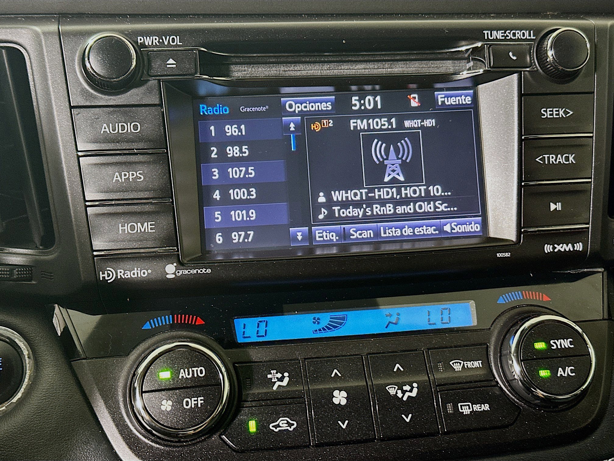 Used 2018 Toyota RAV4 XLE FWD image 24