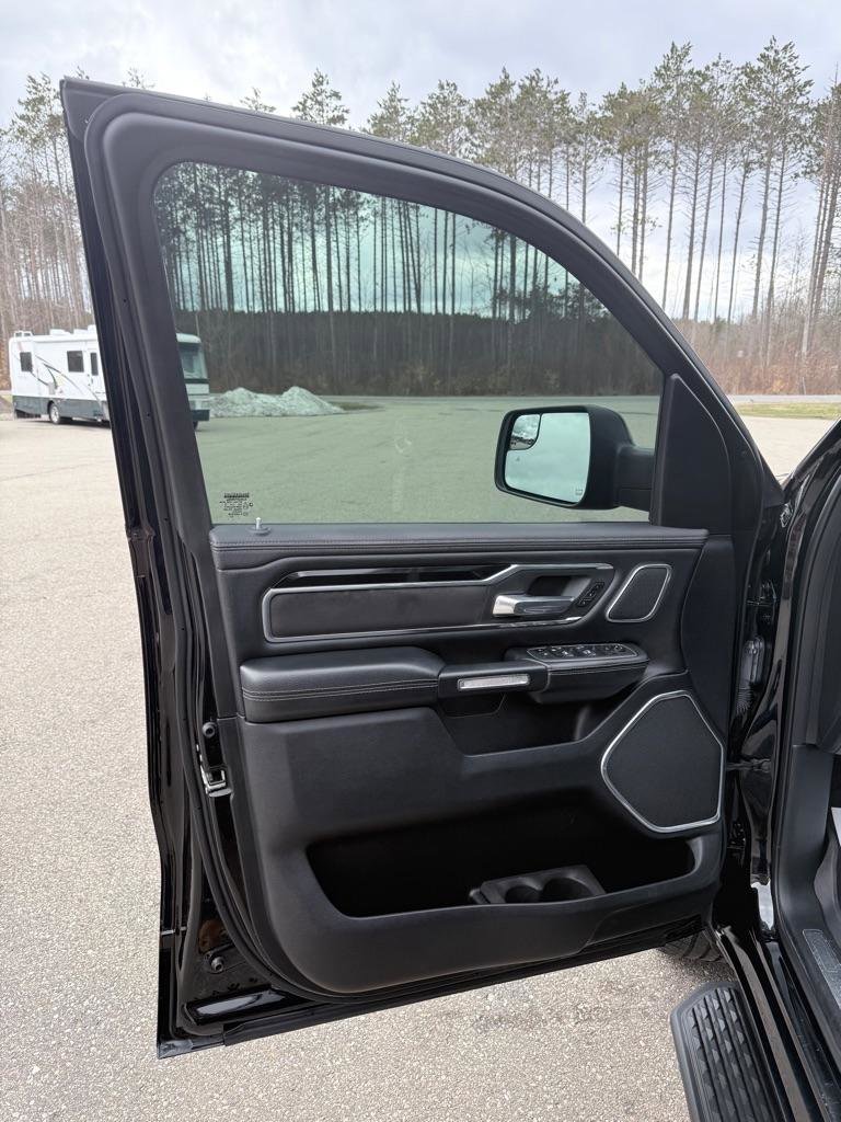 Used 2021 RAM 1500 Laramie image 15