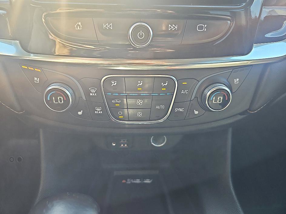 Used 2021 Chevrolet Traverse Premier w/ Redline Edition image 25