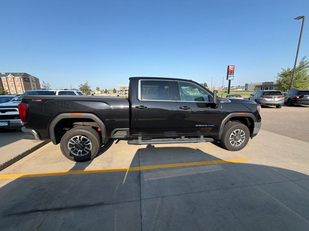 Used 2022 GMC Sierra 2500 SLE w/ SLE Value Package; AWD/4WD image 13