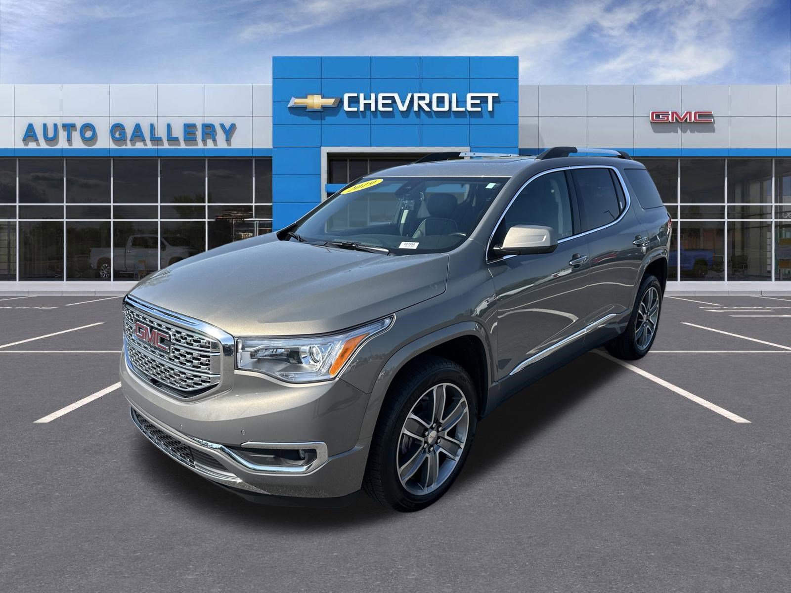 Certified 2019 GMC Acadia Denali w/ Technology Package image 1