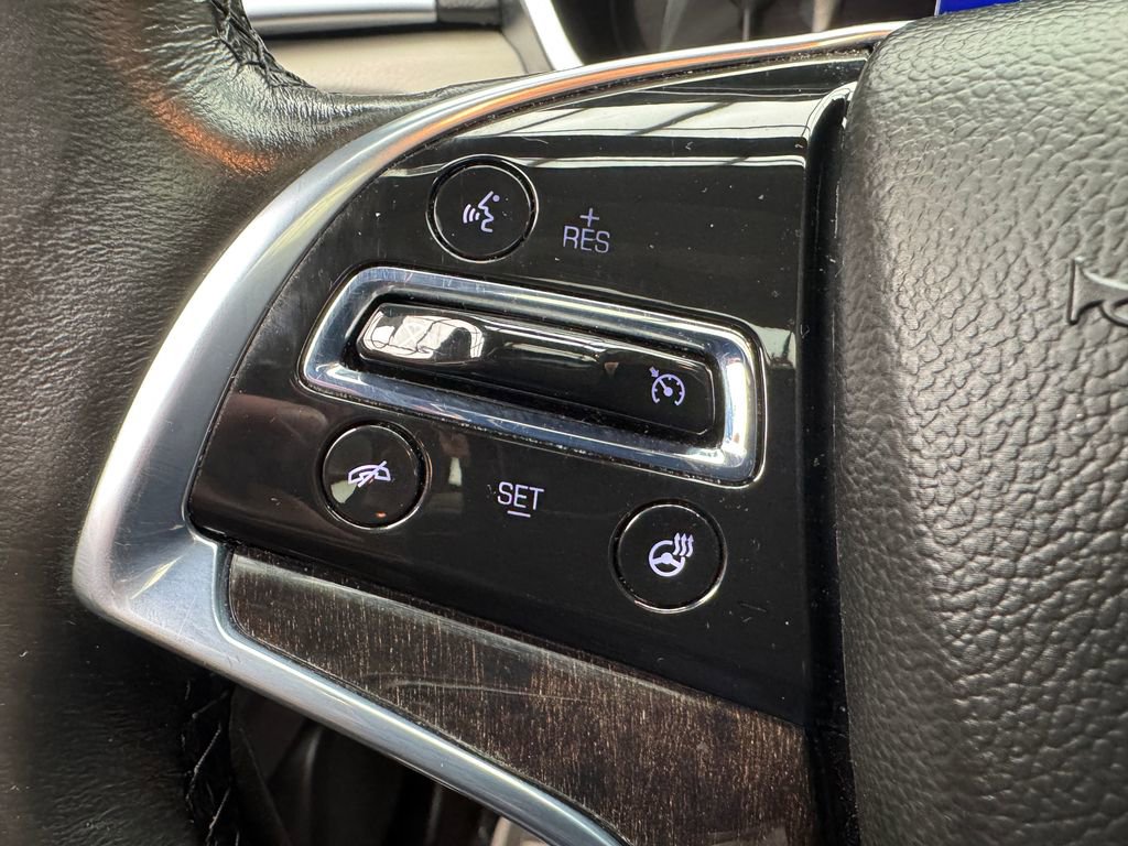 Used 2016 Cadillac SRX Luxury image 22