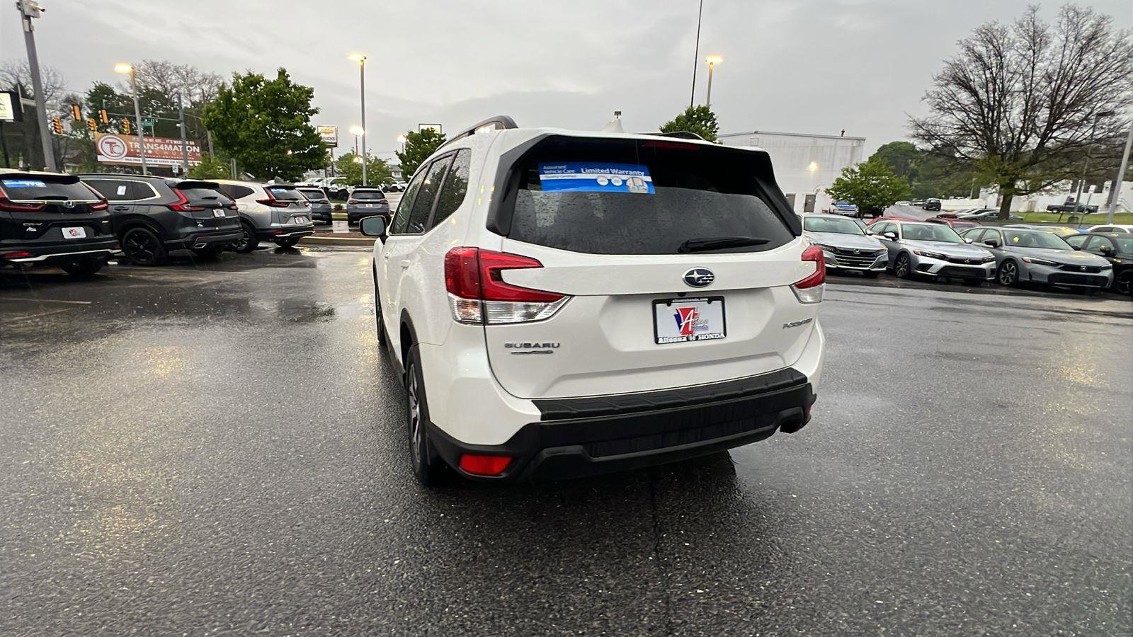 Used 2020 Subaru Forester Premium AWD/4WD image 6