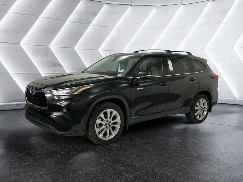 Used 2021 Toyota Highlander Limited AWD/4WD image 3