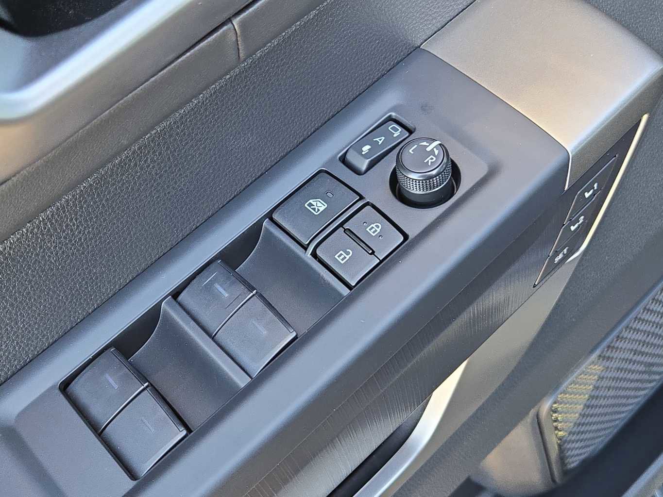 New 2026 Toyota Sequoia Platinum image 11