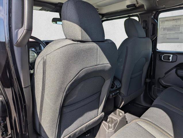 New 2026 Jeep Gladiator Sport AWD/4WD image 23
