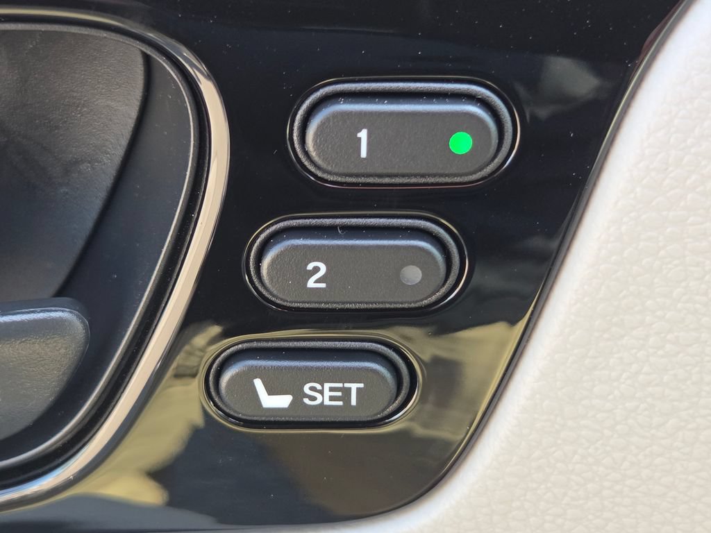 New 2026 Honda Odyssey Touring image 8