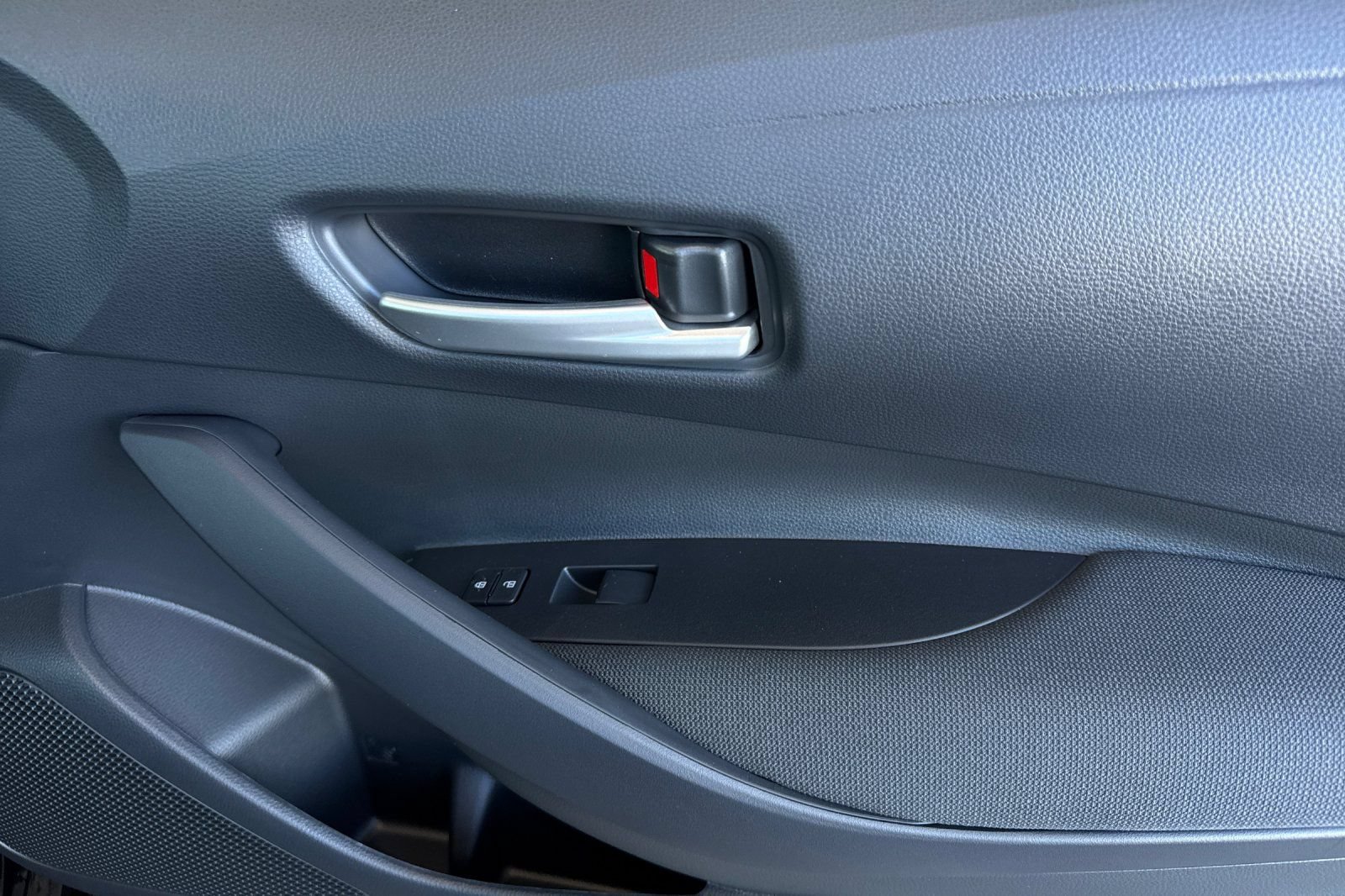 New 2026 Toyota Corolla SE FWD image 19