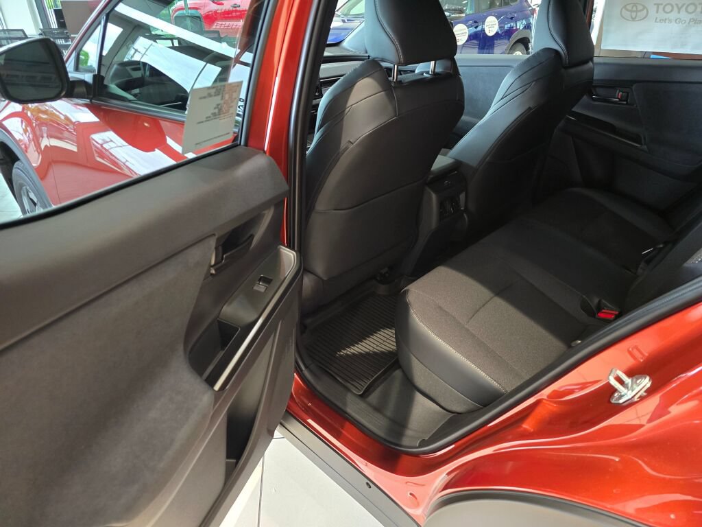 New 2026 Toyota C-HR AWD/4WD image 11