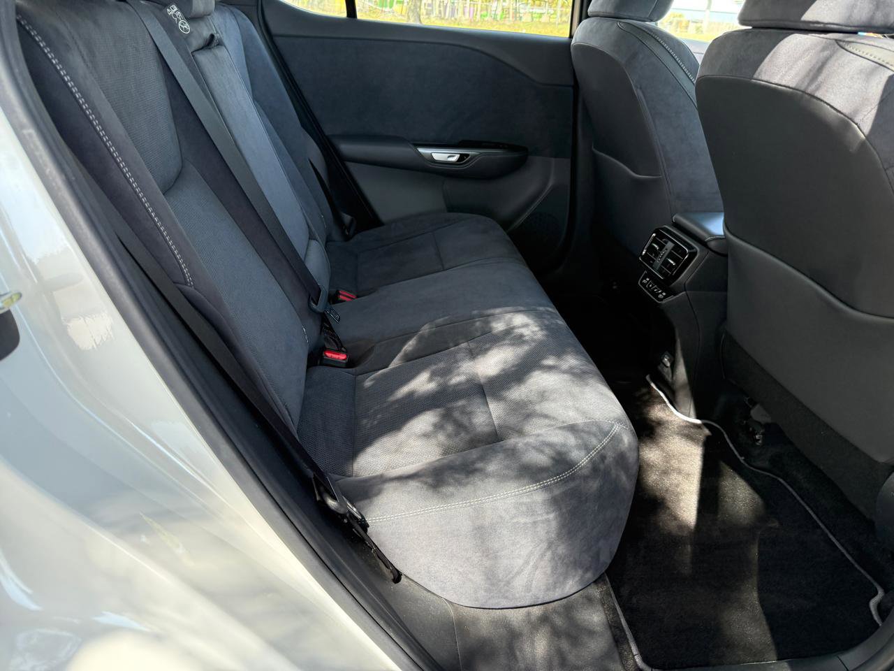 Used 2023 Lexus RZ 450e Premium w/ Accessory Package (Z1) image 23