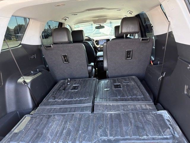 Used 2021 GMC Acadia AT4 w/ Trailering Package AWD/4WD image 8