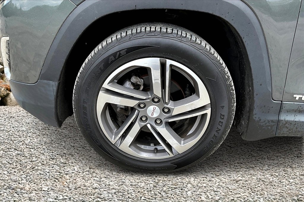 Used 2020 GMC Terrain SLT image 9