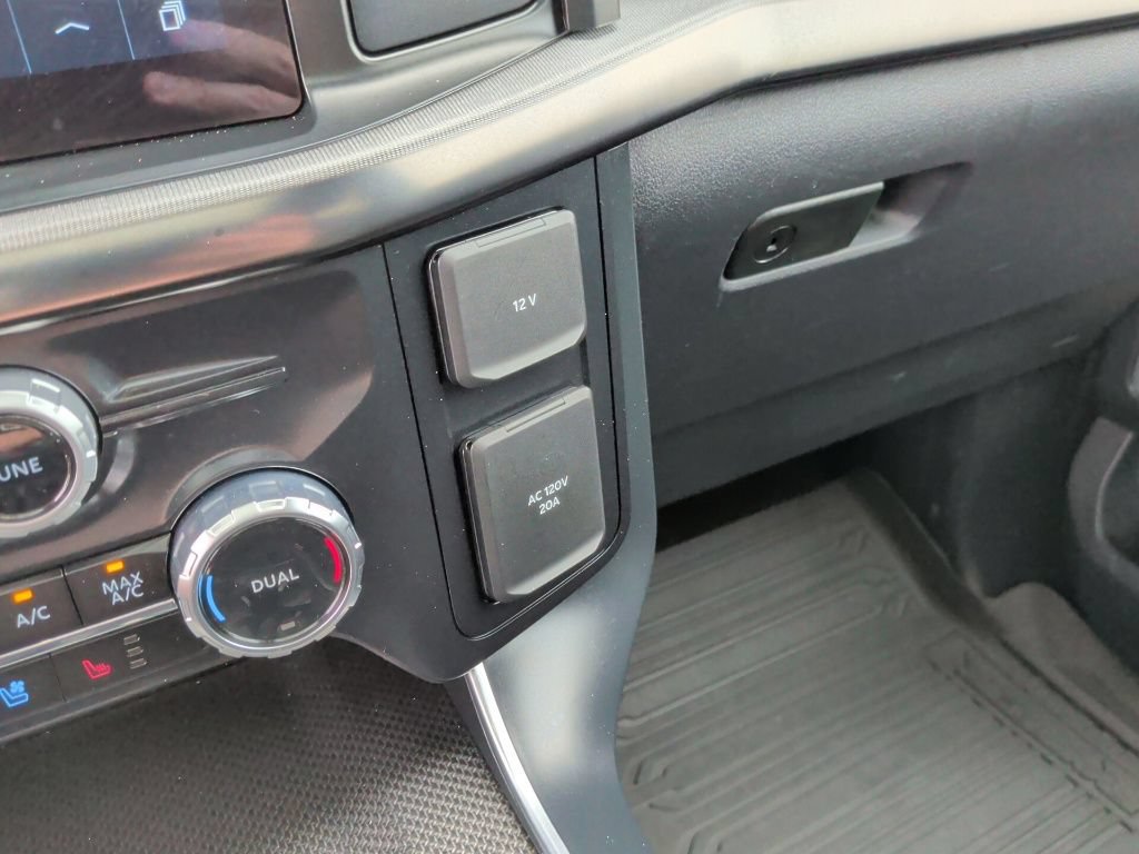 Used 2024 Ford F150 Raptor AWD/4WD image 33