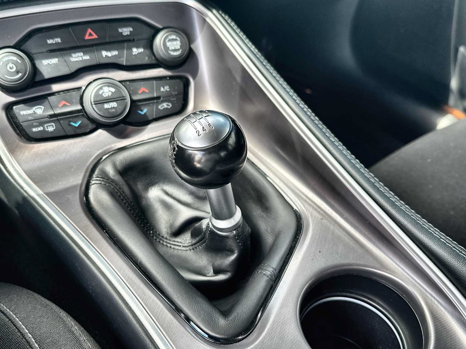Used 2021 Dodge Challenger R/T w/ Performance Handling Group RWD image 24