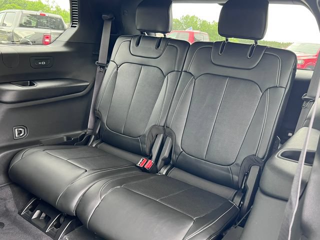 New 2026 Jeep Grand Cherokee L Limited AWD/4WD image 6